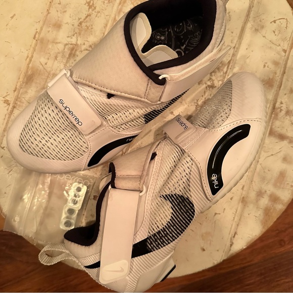Nike SuperRep Cycling Shoes - Picture 2 of 12